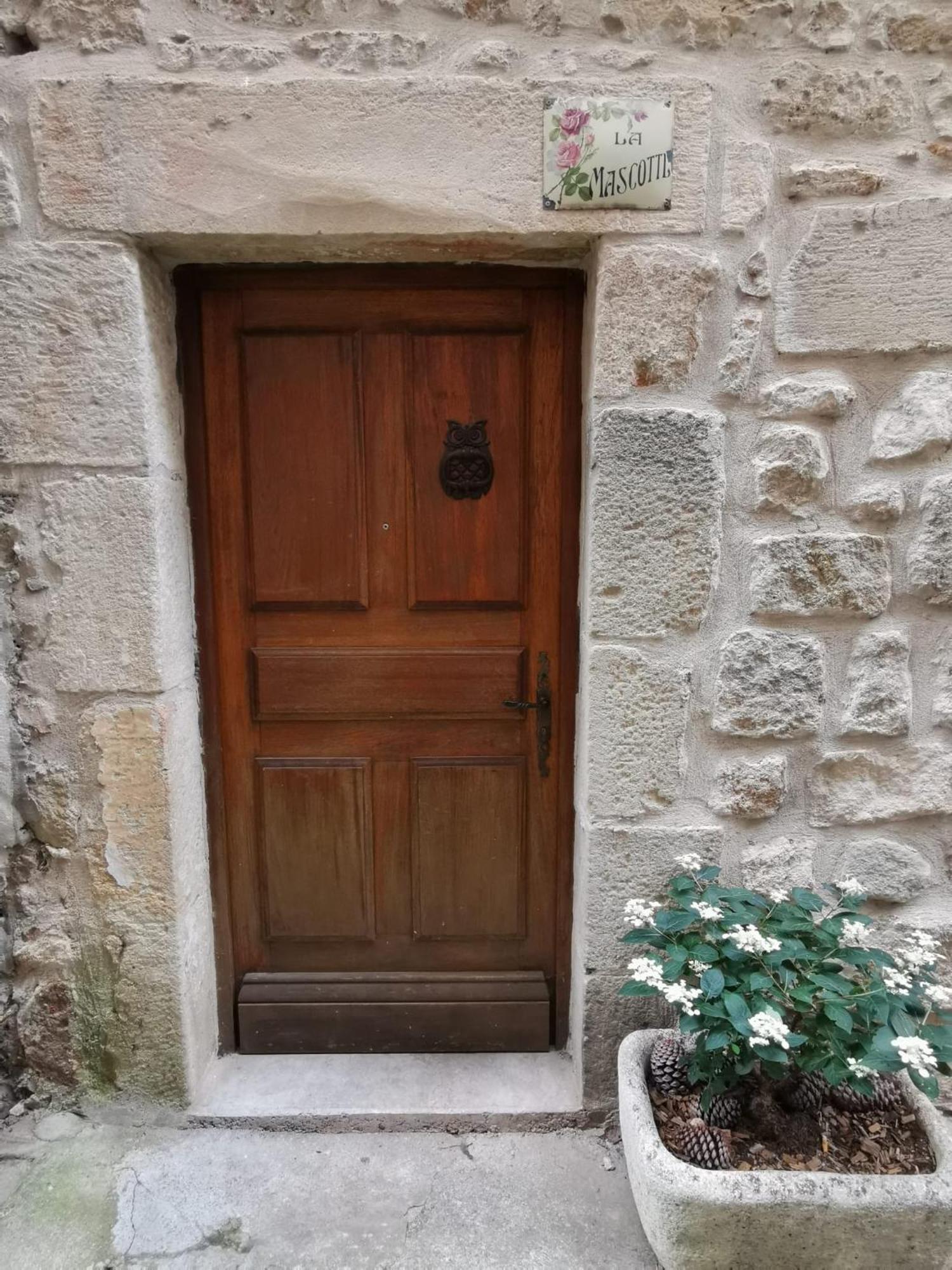 La Mascotte Panzió Largentière Kültér fotó