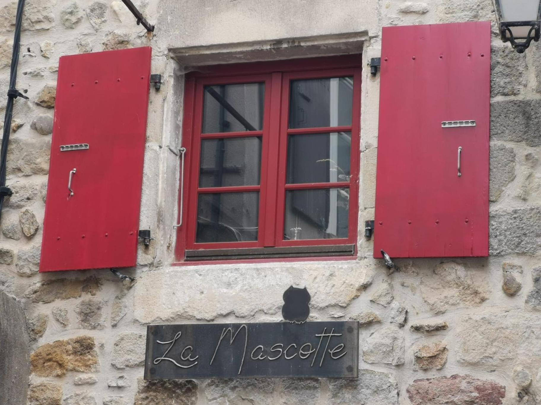 La Mascotte Panzió Largentière Kültér fotó